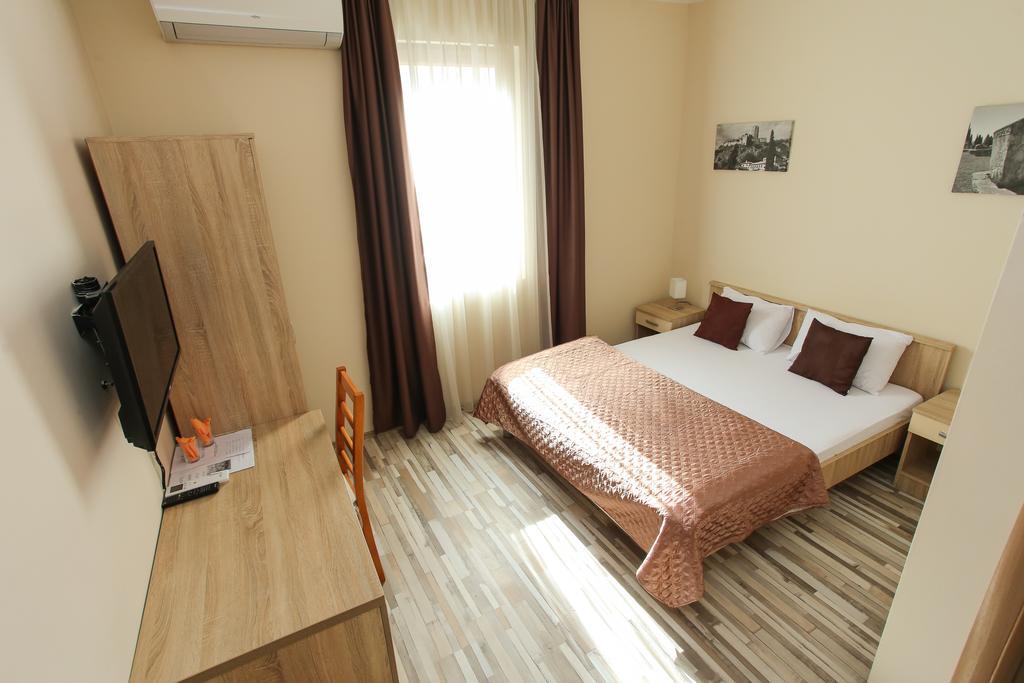 Hotel Hana Mostar Exterior foto